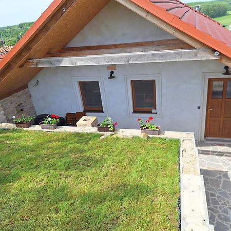 Apartmany Pausram Pouzdrany Quarto foto